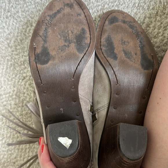 Sam Edelman Women's Louie Gray Suede Fringe Ankle Zip Up Boots Size 9 - Picture 5 of 7